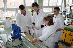 [FOTO, VIDEO] Tysiąc uczniów na seminarium chemicznym w Politechnice Rzeszowskiej