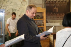 [FOTO] Wystawa prac magisterskich studentów kierunku architektura w Podziemnej Trasie Turystycznej