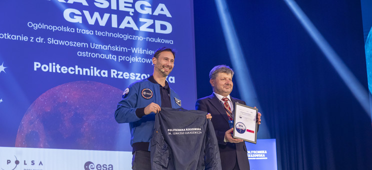 Od lewej dr inż. S. Uznański Wiśniewski, prof. P. Koszelnik,