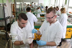 [FOTO, VIDEO] Tysiąc uczniów na seminarium chemicznym w Politechnice Rzeszowskiej